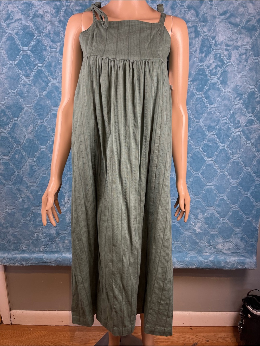 Old Navy Sage Green Tie-Shoulder Maxi Dress